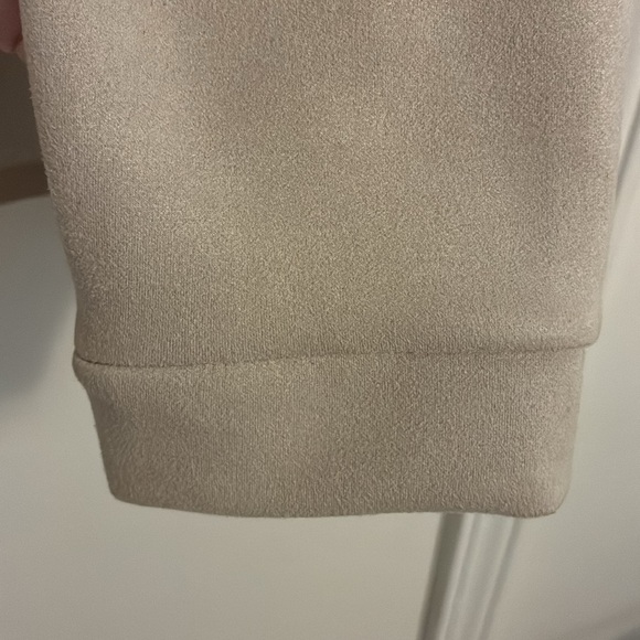 Trisha Tyler Tan Suede Full Zip Jacket PL - Picture 4 of 7